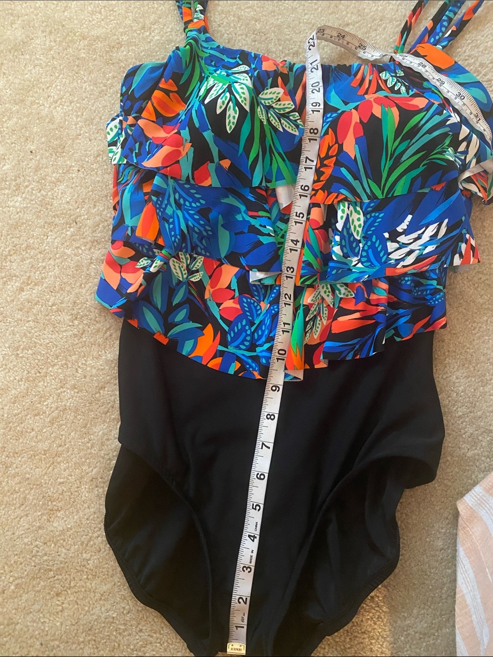 One piece size 14 swimsuit excellent condition - Picture 5 of 5